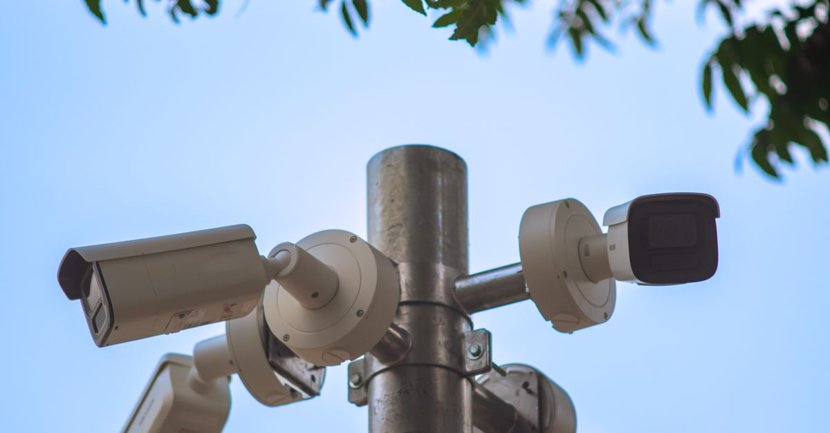 Notification Practices for CCTV Surveillance in Gold Coast